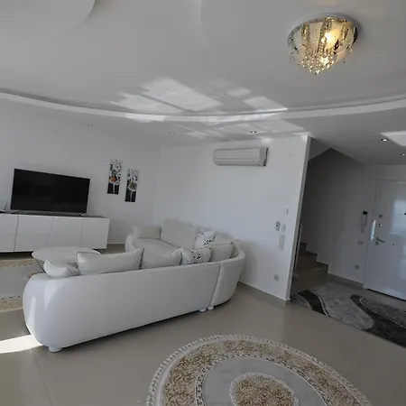 Apartamento Luxury Penthouse In Tosmur Alanya