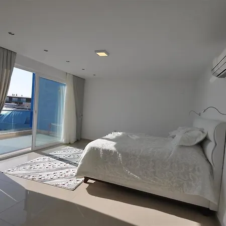 Luxury Penthouse In Tosmur 알란야